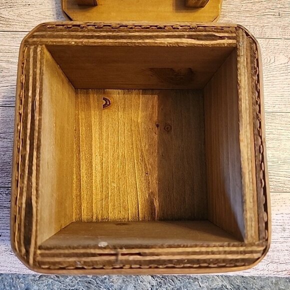 Woven Wooden Box with Lid Square Trinket 4" - Picture 7 of 9